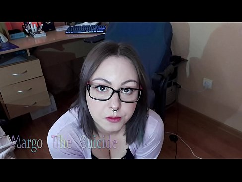 ❤️ Seksi dekle z očali globoko sesa dildo pred kamero ❤️ Super seks na sl.truedating.top